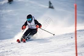 迪马：尤文后防伤病仍未缓解，麦肯尼和洛卡特利可能客串后卫